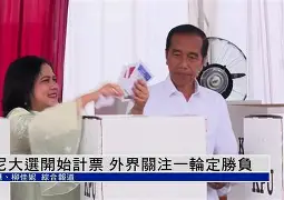 包含JackeyLove巅峰对决，穆雷与60激战G2分钟，挺进下一轮胜负难料！的词条